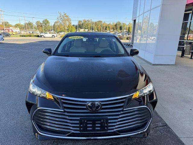 2019 toyota avalon xle