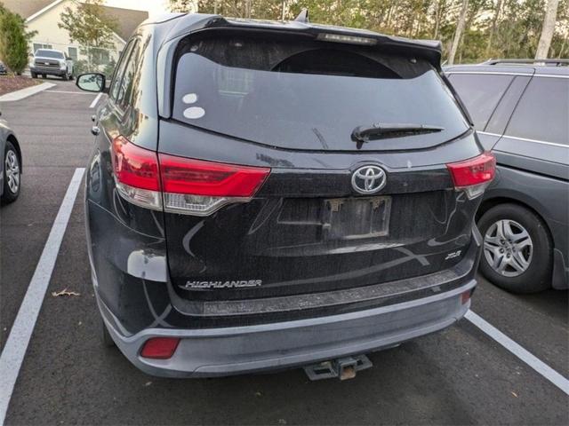 2017 toyota highlander xle