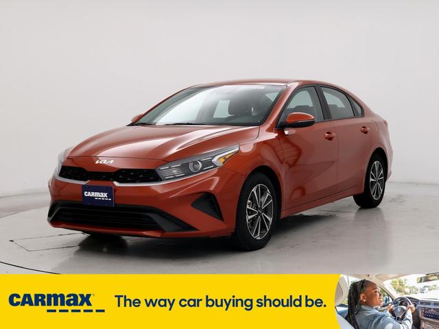 2023 kia forte lxs