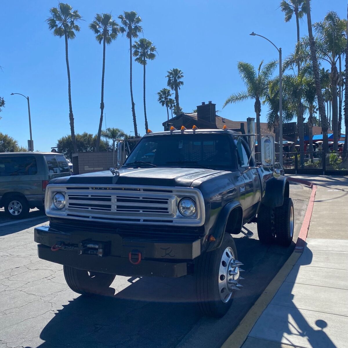 1993 dodge w-350 turbo diesel 12 valve 5.9l. all parts replaced 15k miles