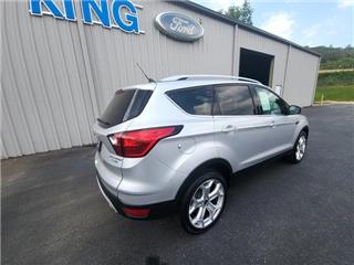 2019 Ford Escape titanium