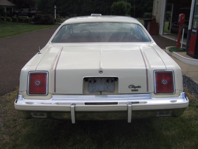 1979 chrysler 300 near mint with 8311 miles
