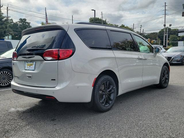 2020 chrysler pacifica l