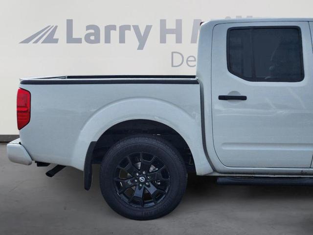 2020 nissan frontier sv