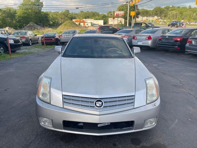 2004 cadillac xlr base
