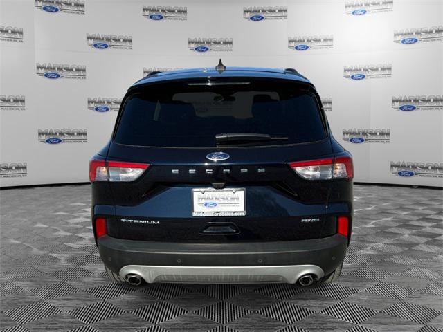 2021 ford escape titanium