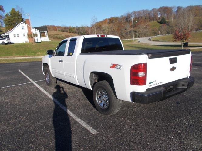 used 2010 chevrolet silverado 1500 4x4 extended cab lt barboursville, wv 25504 for sale in barboursville, west virginia