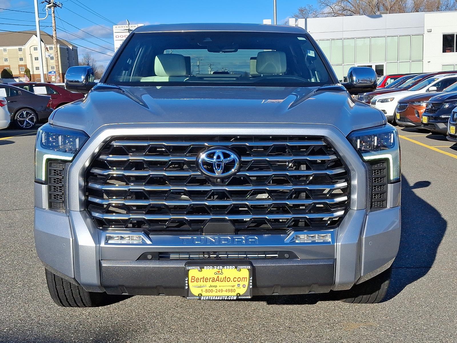 2023 toyota tundra 4wd capstone hybrid