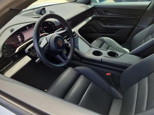 2023 porsche taycan