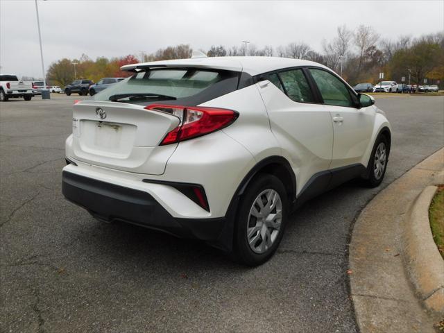 2020 toyota c-hr le
