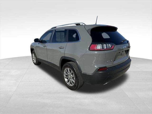 2021 jeep cherokee latitude lux