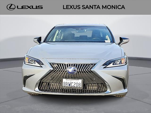 2020 lexus es 300h base