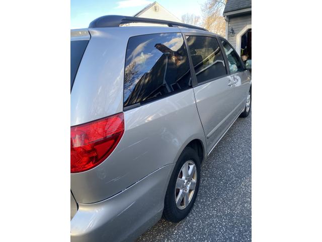 2007 toyota sienna le