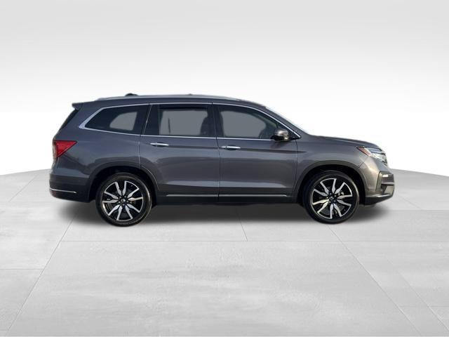 2022 honda pilot touring 8-passenger