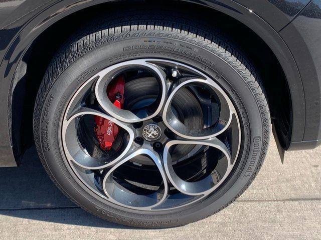 2023 alfa romeo stelvio veloce