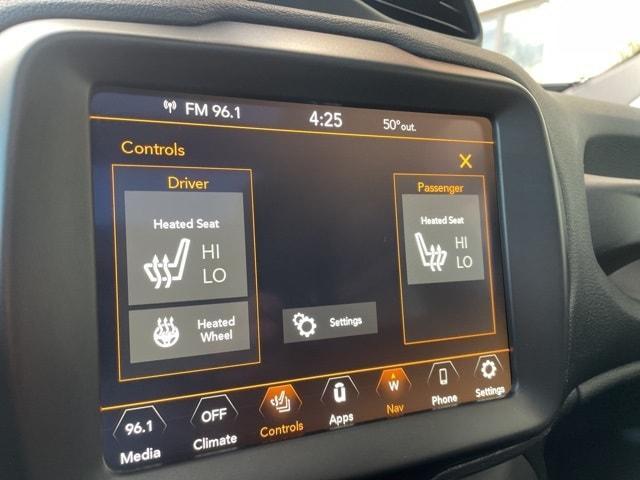 2023 jeep renegade latitude