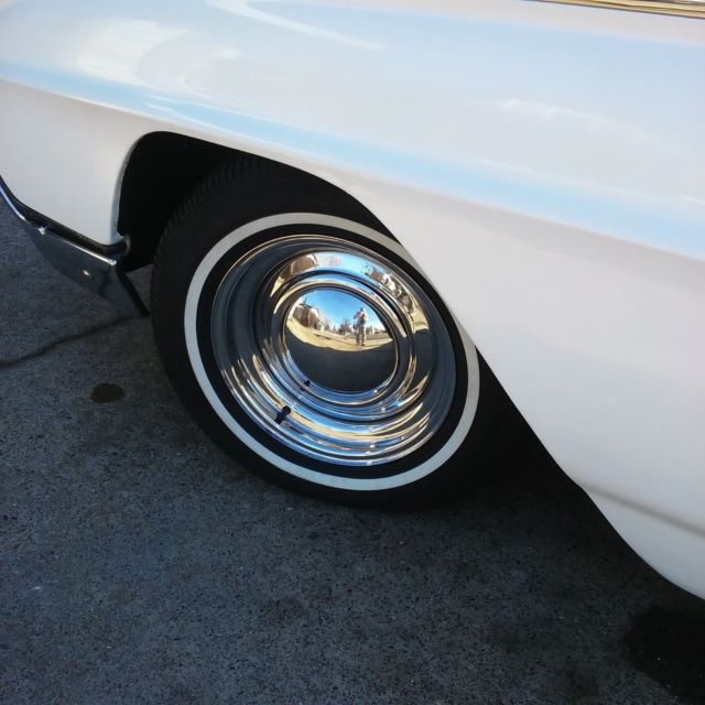 1963 ford thunderbird monaco edition