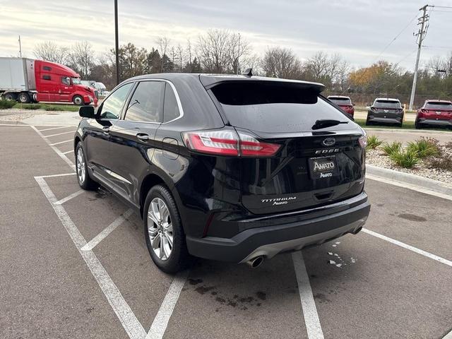 2022 ford edge titanium