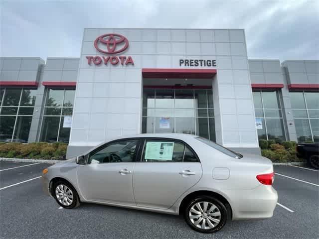 2013 toyota corolla le