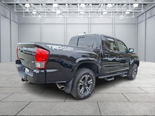 2017 toyota tacoma trd sport