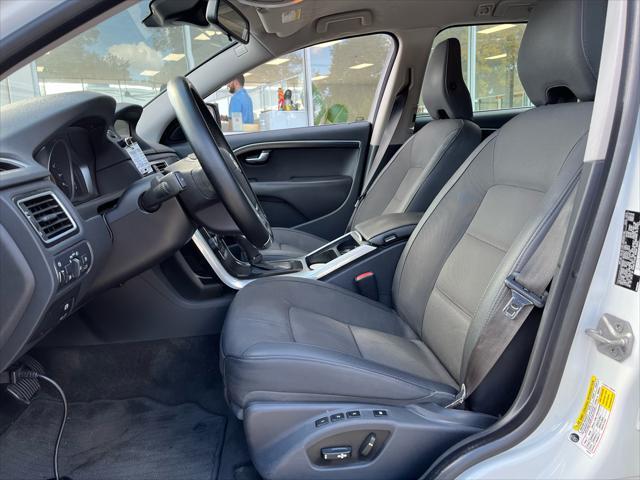 2015 volvo xc70 t5