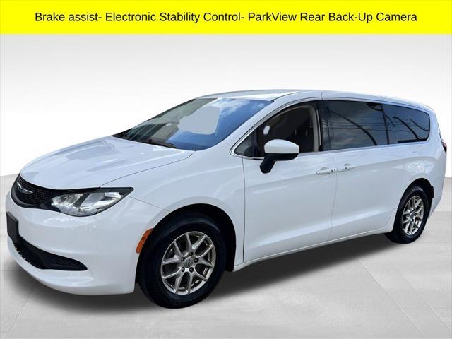 2022 chrysler voyager lx