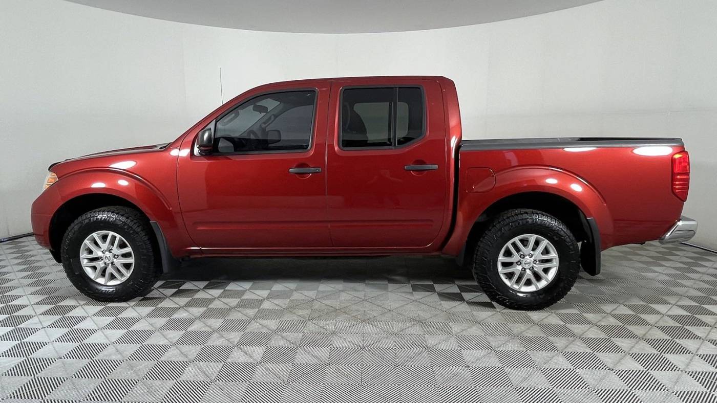 2016 nissan frontier sv