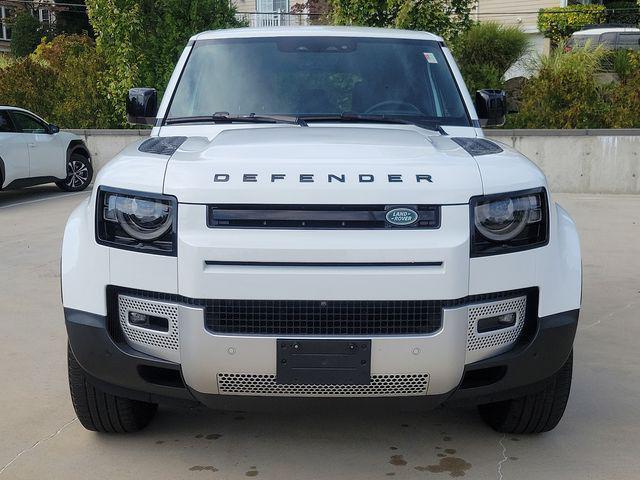 2024 land rover defender 110 p300