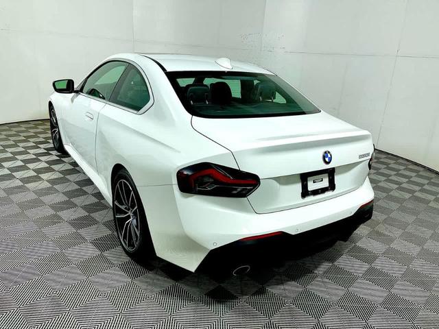 2022 bmw 230 i