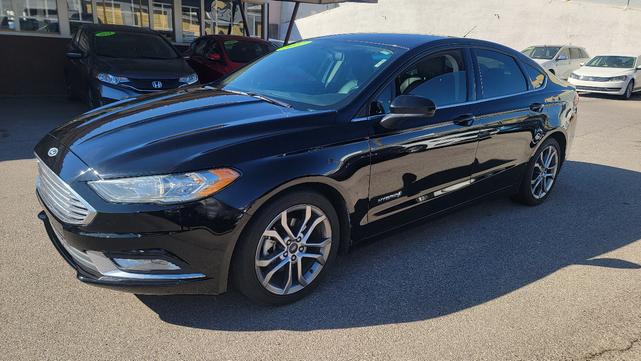 2017 ford fusion hybrid se