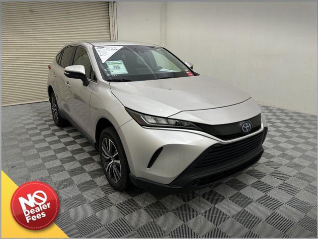 2022 toyota venza le