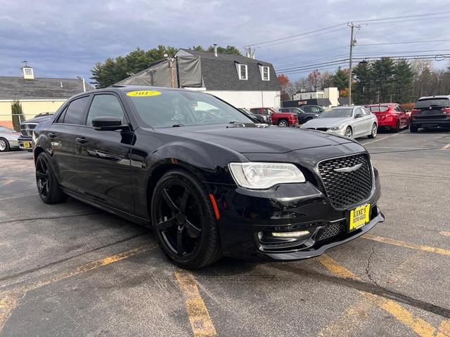 2017 chrysler 300 s