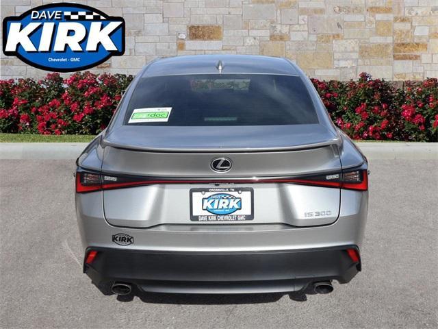 2021 lexus is 300 base