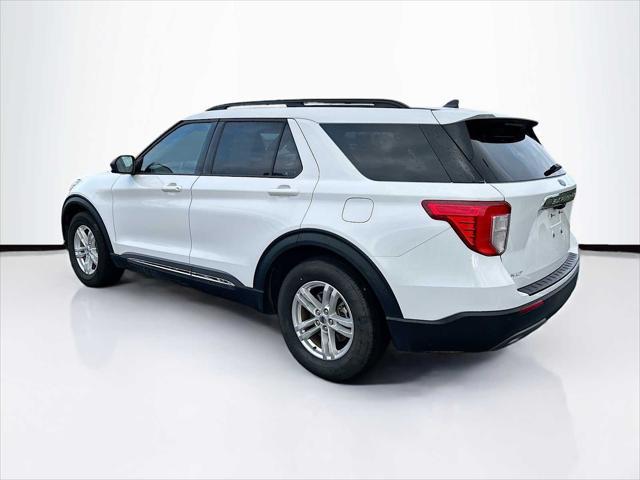 2023 ford explorer xlt