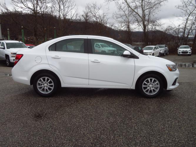 new 2018 chevrolet sonic lt sedan saint albans, wv 25177 for sale in jefferson, west virginia