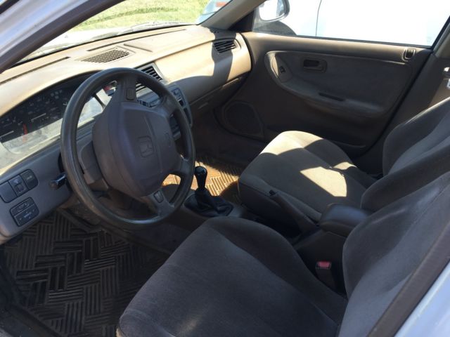 1994 and 1995 honda civic lx 4 door sedans two for the price of one!