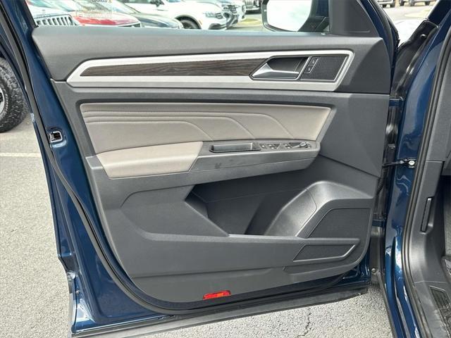 2022 volkswagen atlas 2.0t se w/technology 4motion