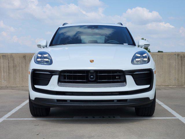 2024 porsche macan base