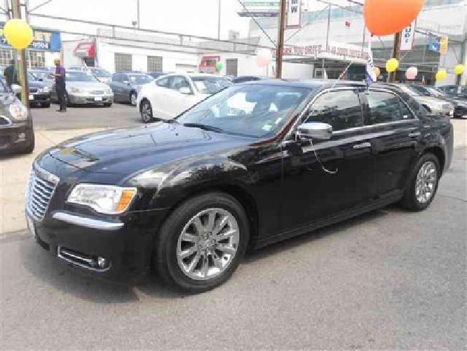 2012 chrysler 300 limited in astoria, ny