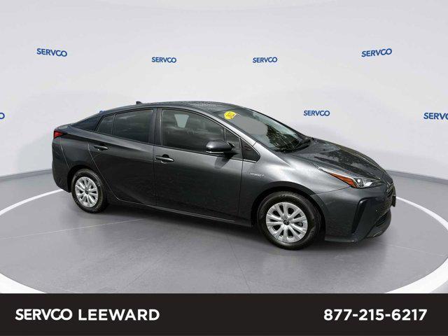 2022 toyota prius le