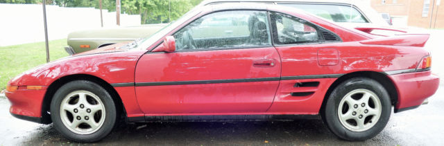rare -- 1991 toyota mr2 -- runs, steers, & brakes -- t-tops -- 5 spd