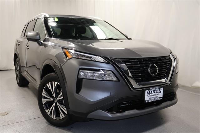 2021 nissan rogue sv