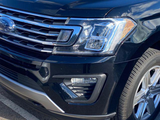 2018 ford expedition xlt
