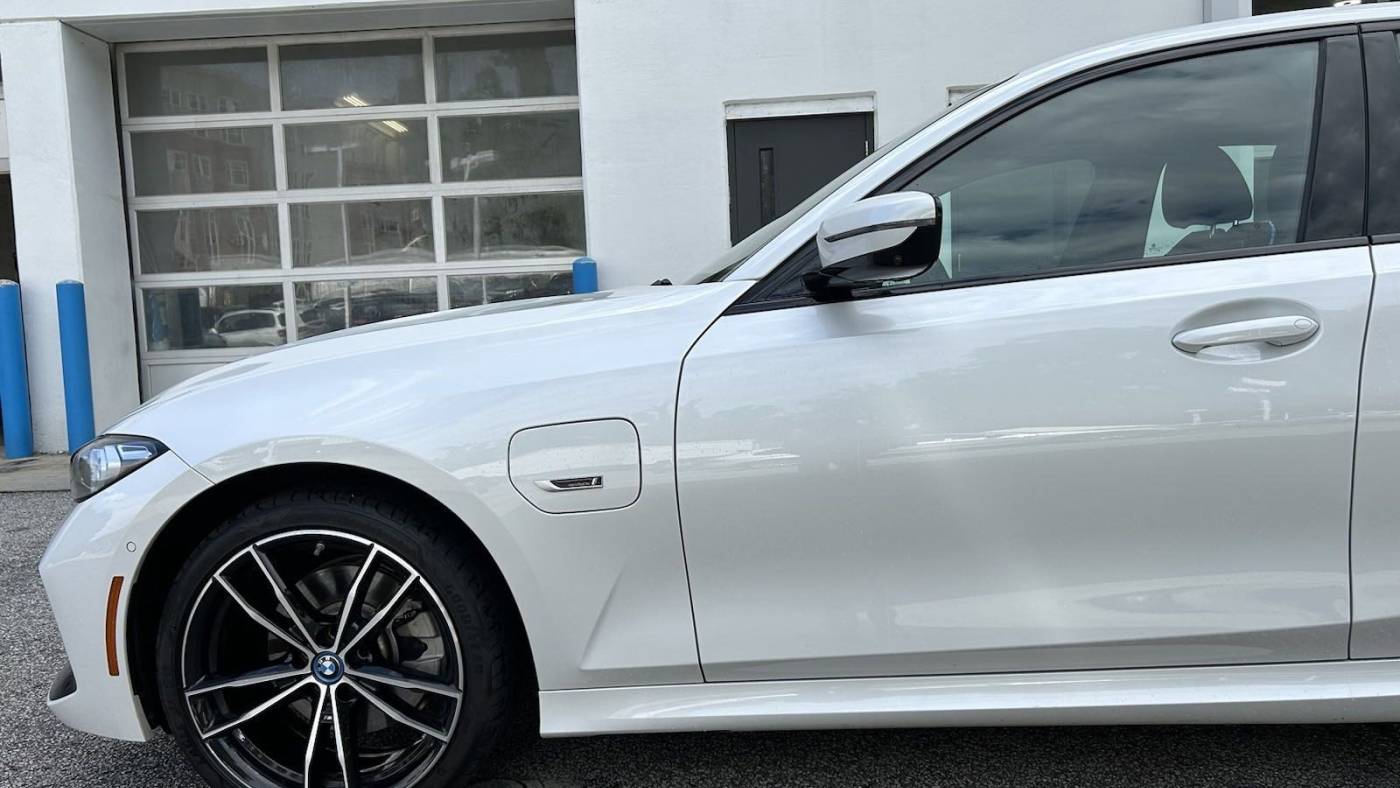 2023 bmw 3 series 330e