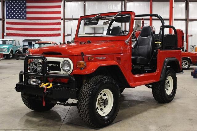 1974 toyota land cruiser base