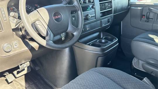 2022 GMC Savana