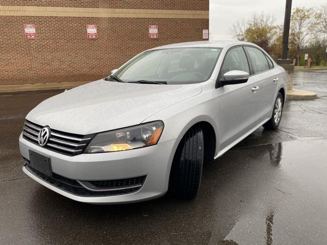 2015 volkswagen passat 1.8t auto s