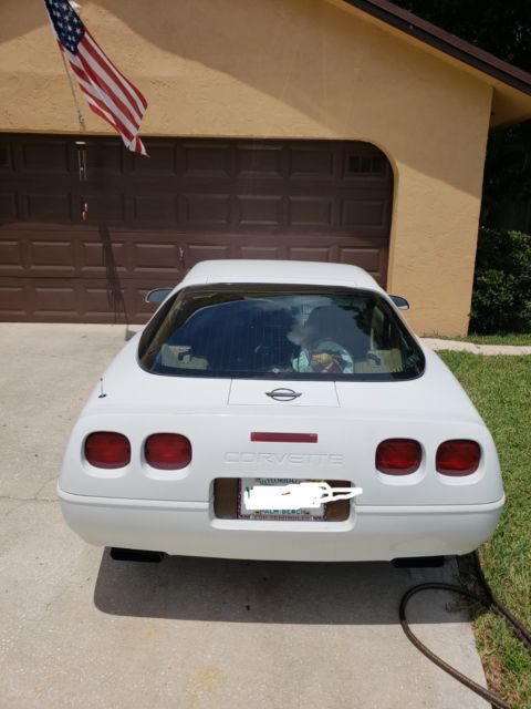 1993 40th anniversary edition corvette coupe