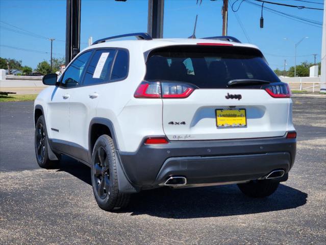 2022 jeep cherokee latitude lux