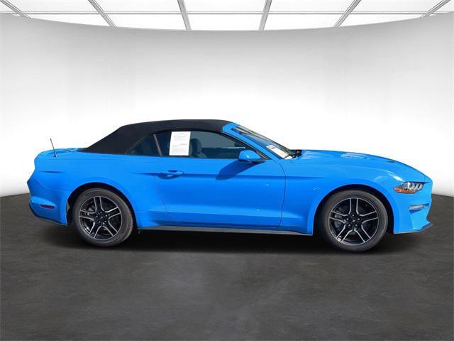 2023 ford mustang ecoboost premium